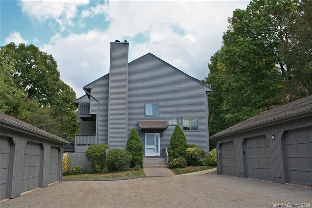 334 Conestoga Way Glastonbury CT 06033