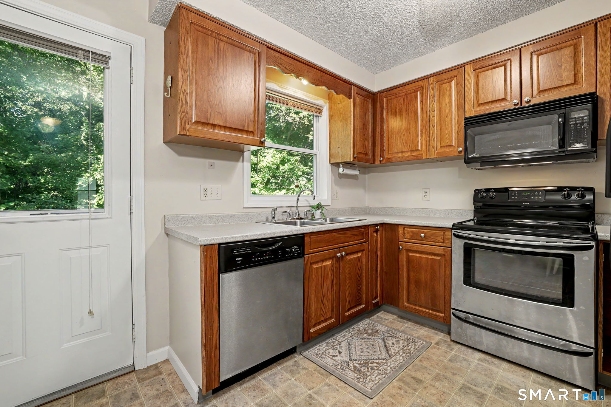 210 Brentwood Drive Wallingford CT 06492