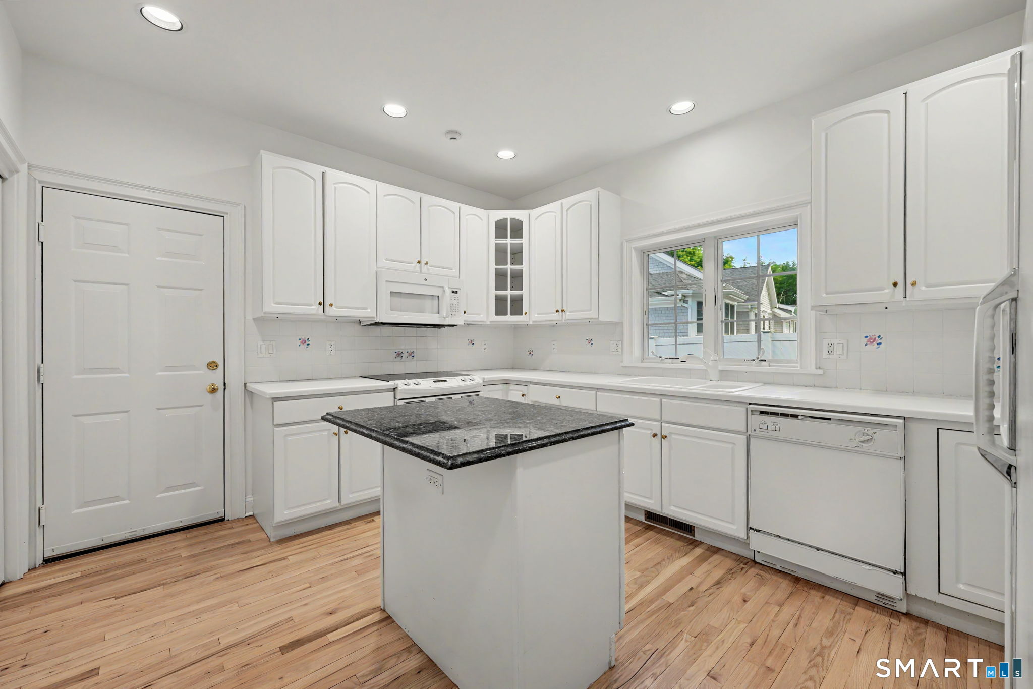 99 Forest Street New Canaan CT 06840