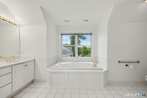 99 Forest Street New Canaan CT 06840