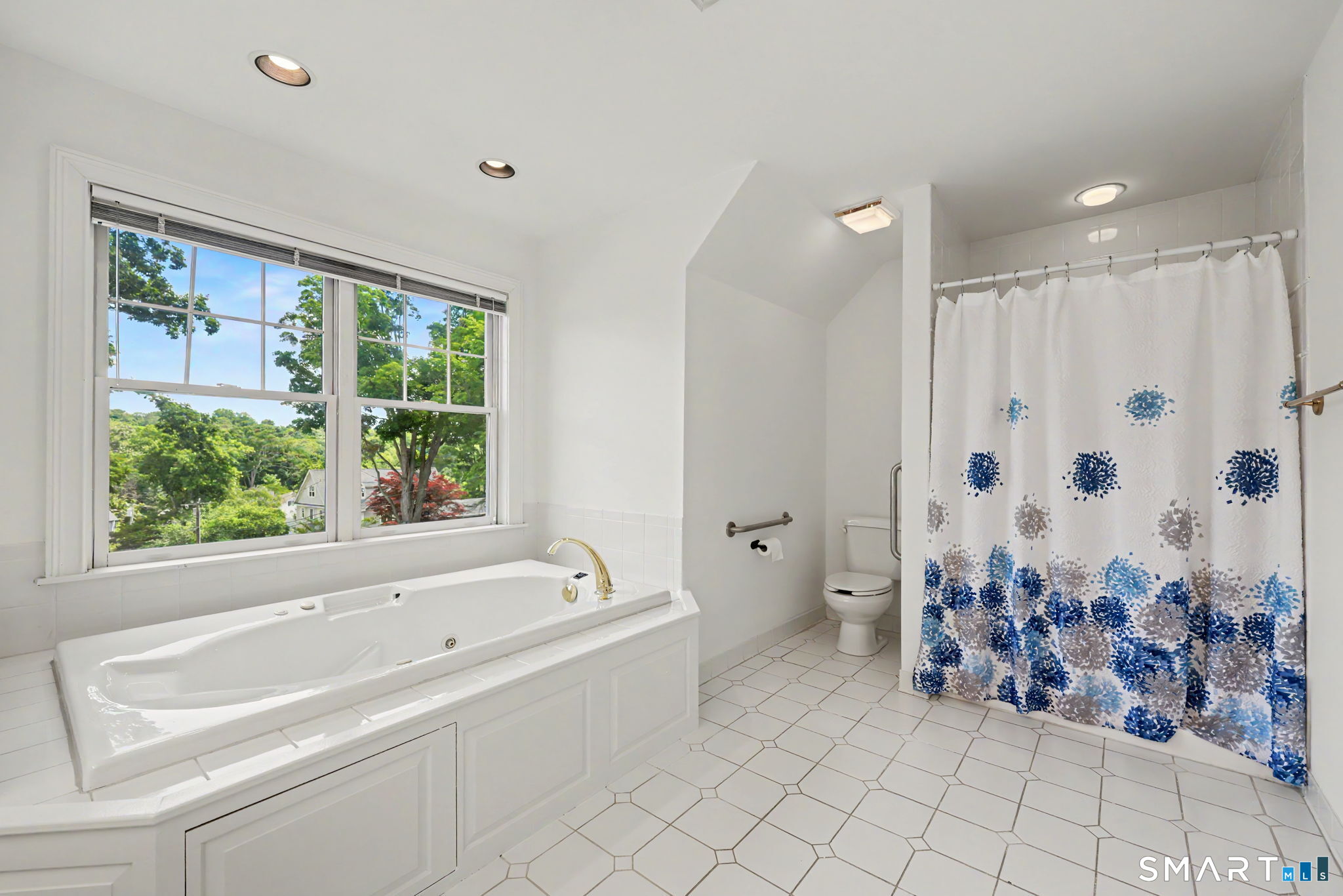 99 Forest Street New Canaan CT 06840