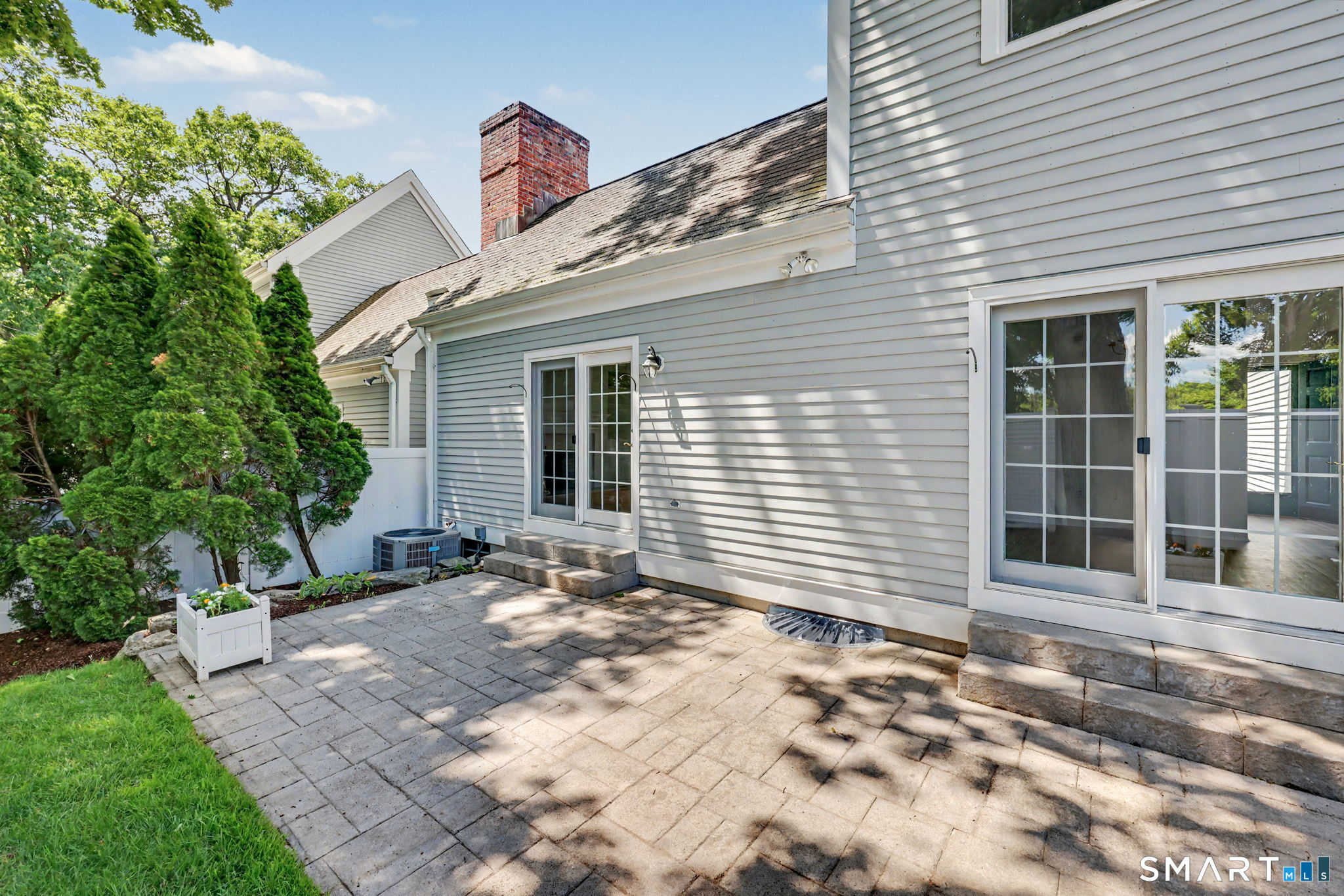 99 Forest Street New Canaan CT 06840