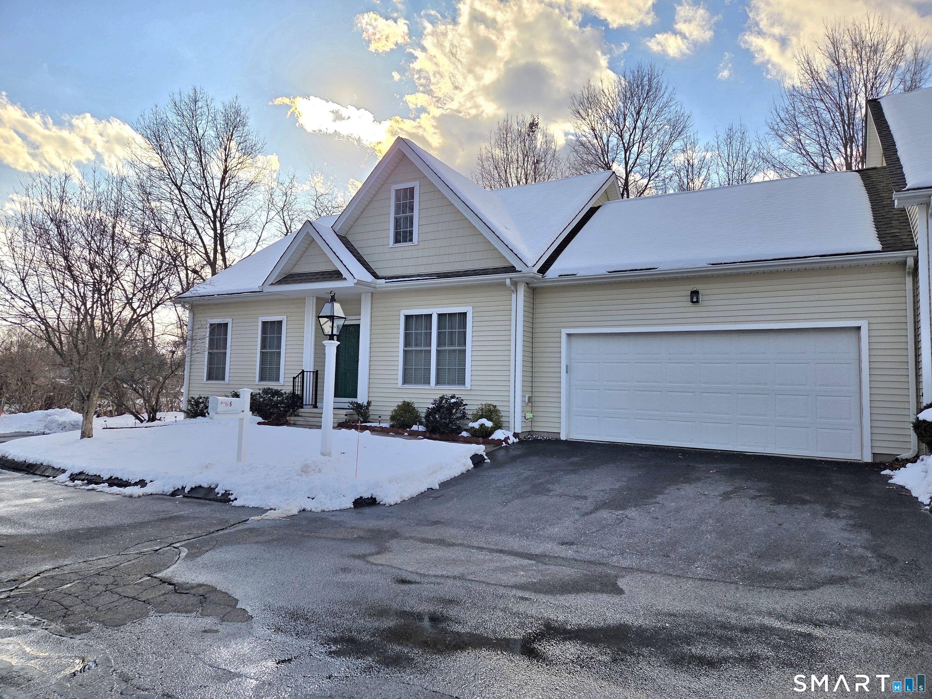 6 Whitman Lane Vernon CT 06066