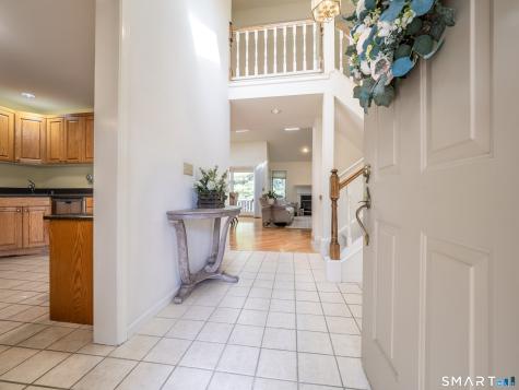 12 Boulevard Drive Danbury CT 06810