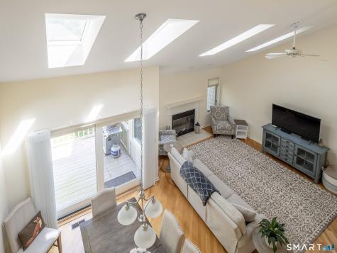 12 Boulevard Drive Danbury CT 06810