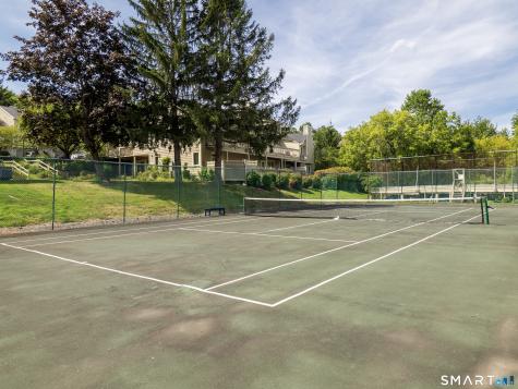 12 Boulevard Drive Danbury CT 06810