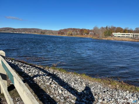 12 Boulevard Drive Danbury CT 06810