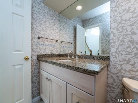 12 Boulevard Drive Danbury CT 06810