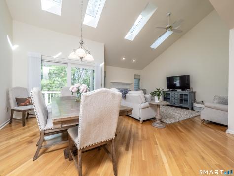 12 Boulevard Drive Danbury CT 06810