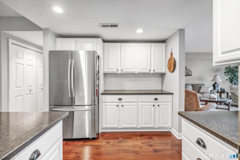 616 Popes Island Road Milford CT 06461