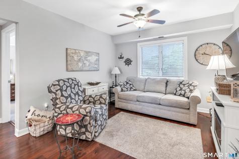 616 Popes Island Road Milford CT 06461