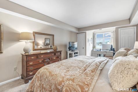 616 Popes Island Road Milford CT 06461