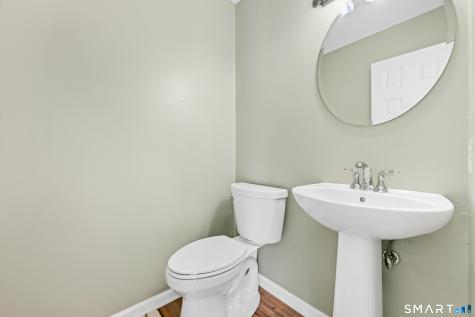 215 Oakland Street Manchester CT 06042