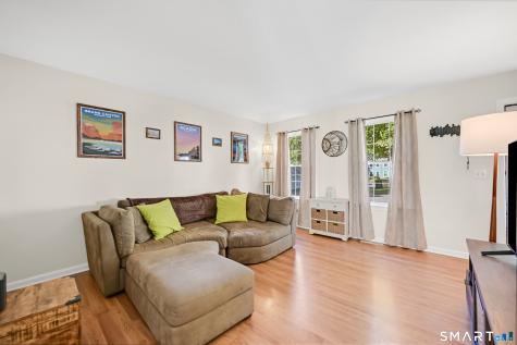 215 Oakland Street Manchester CT 06042