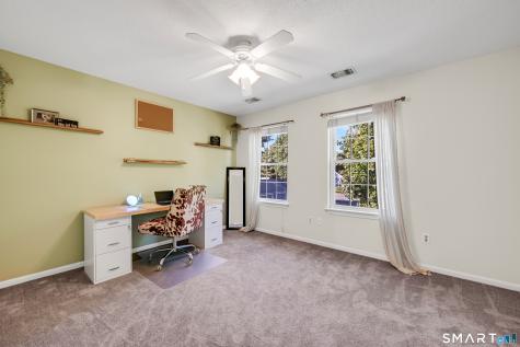 215 Oakland Street Manchester CT 06042