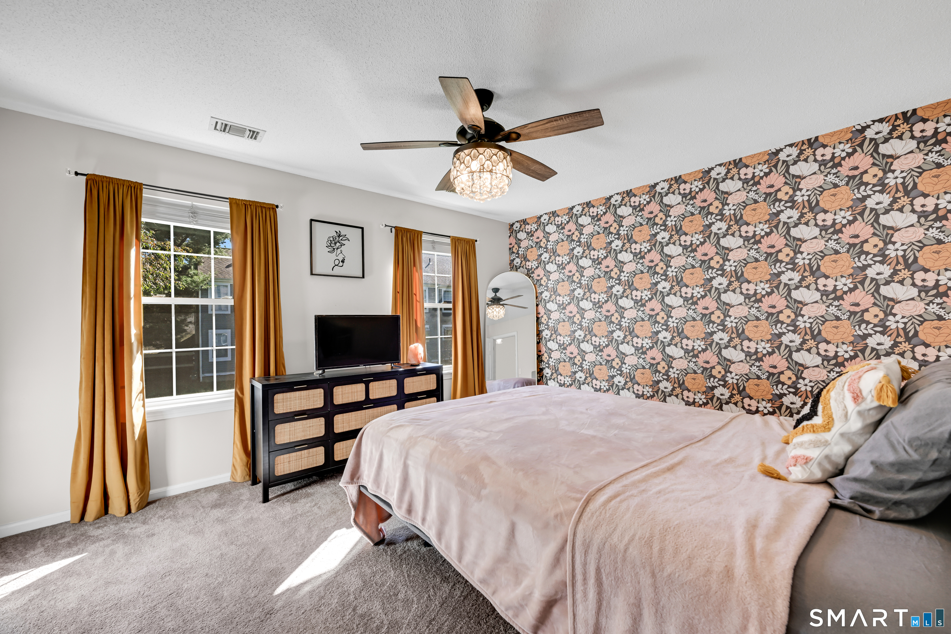 215 Oakland Street Manchester CT 06042