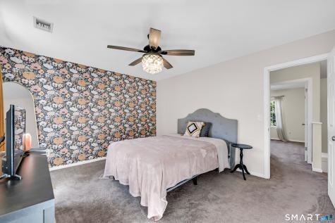215 Oakland Street Manchester CT 06042