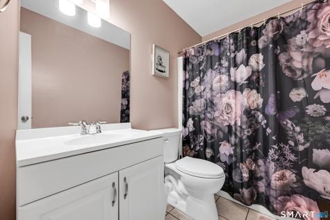215 Oakland Street Manchester CT 06042