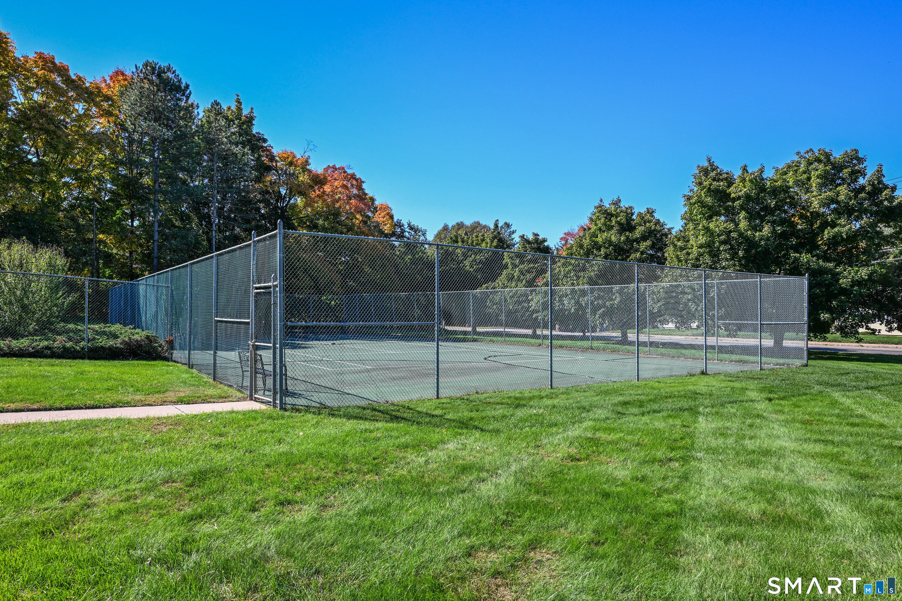 215 Oakland Street Manchester CT 06042
