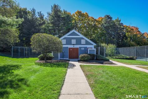 215 Oakland Street Manchester CT 06042