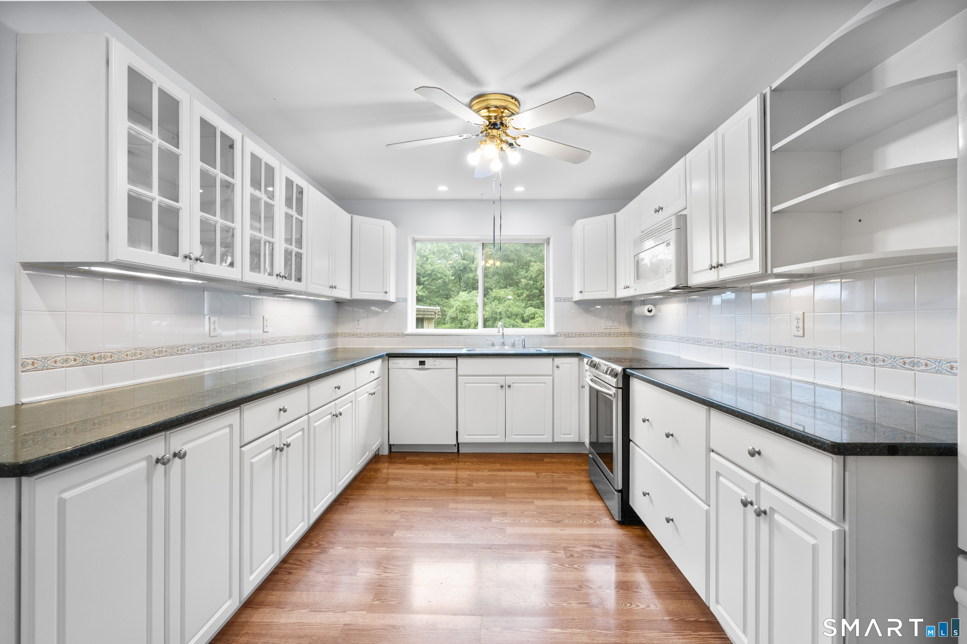 186 Gillies Lane Norwalk CT 06854