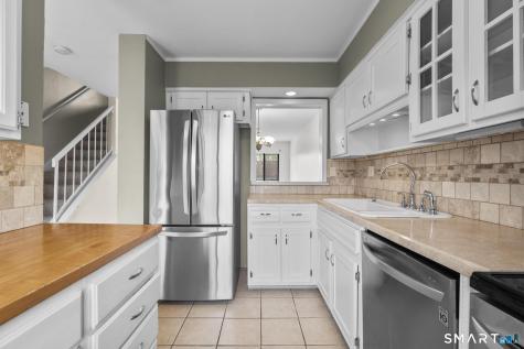 168 Monticello Drive Branford CT 06405