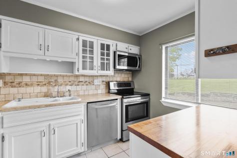 168 Monticello Drive Branford CT 06405