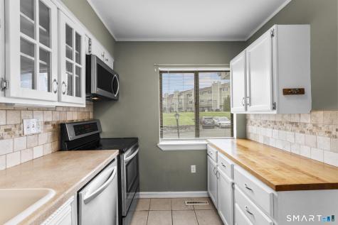 168 Monticello Drive Branford CT 06405