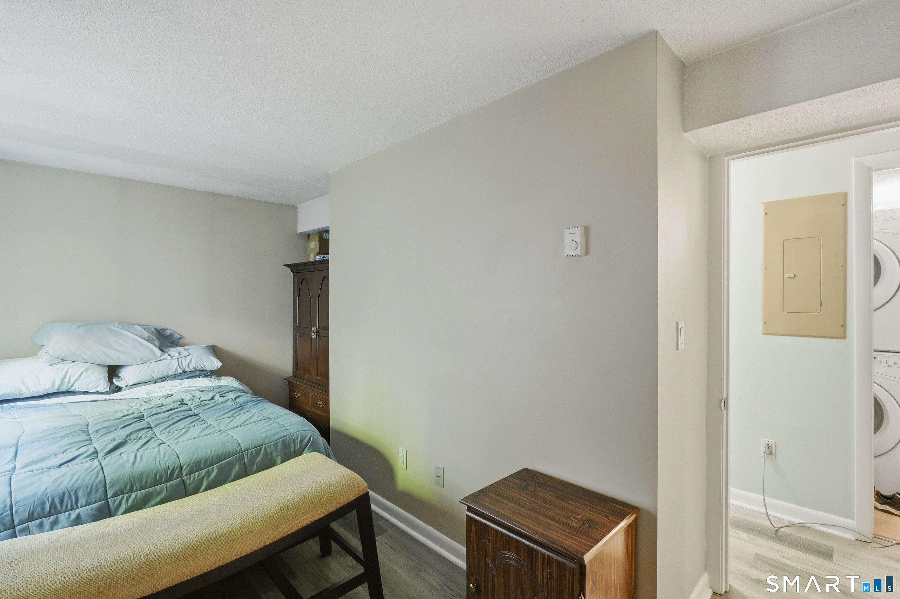 22 Main St Extension Simsbury CT 06081