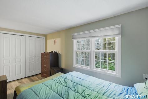 22 Main St Extension Simsbury CT 06081
