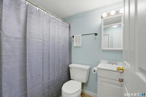 22 Main St Extension Simsbury CT 06081