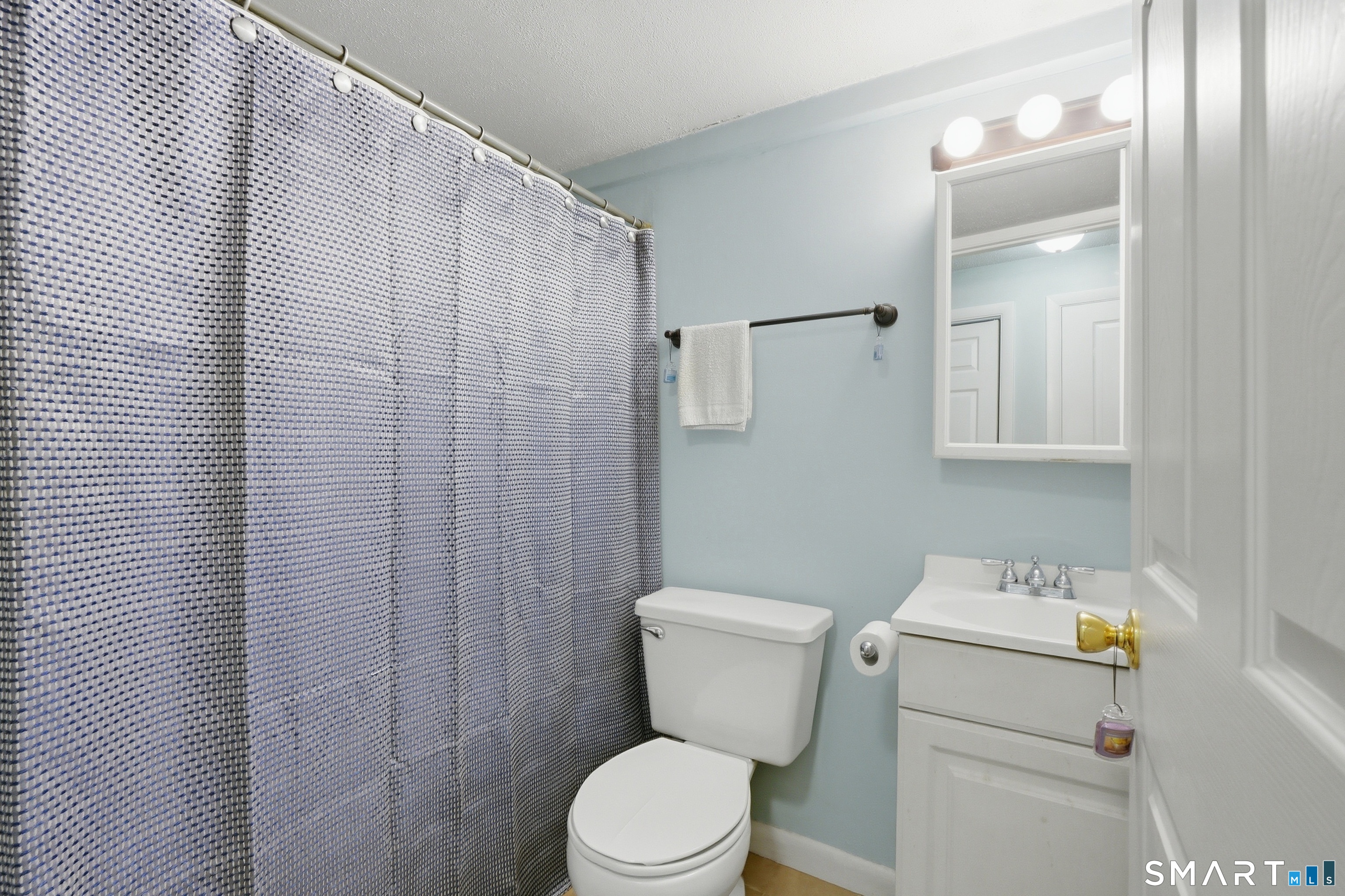 22 Main St Extension Simsbury CT 06081