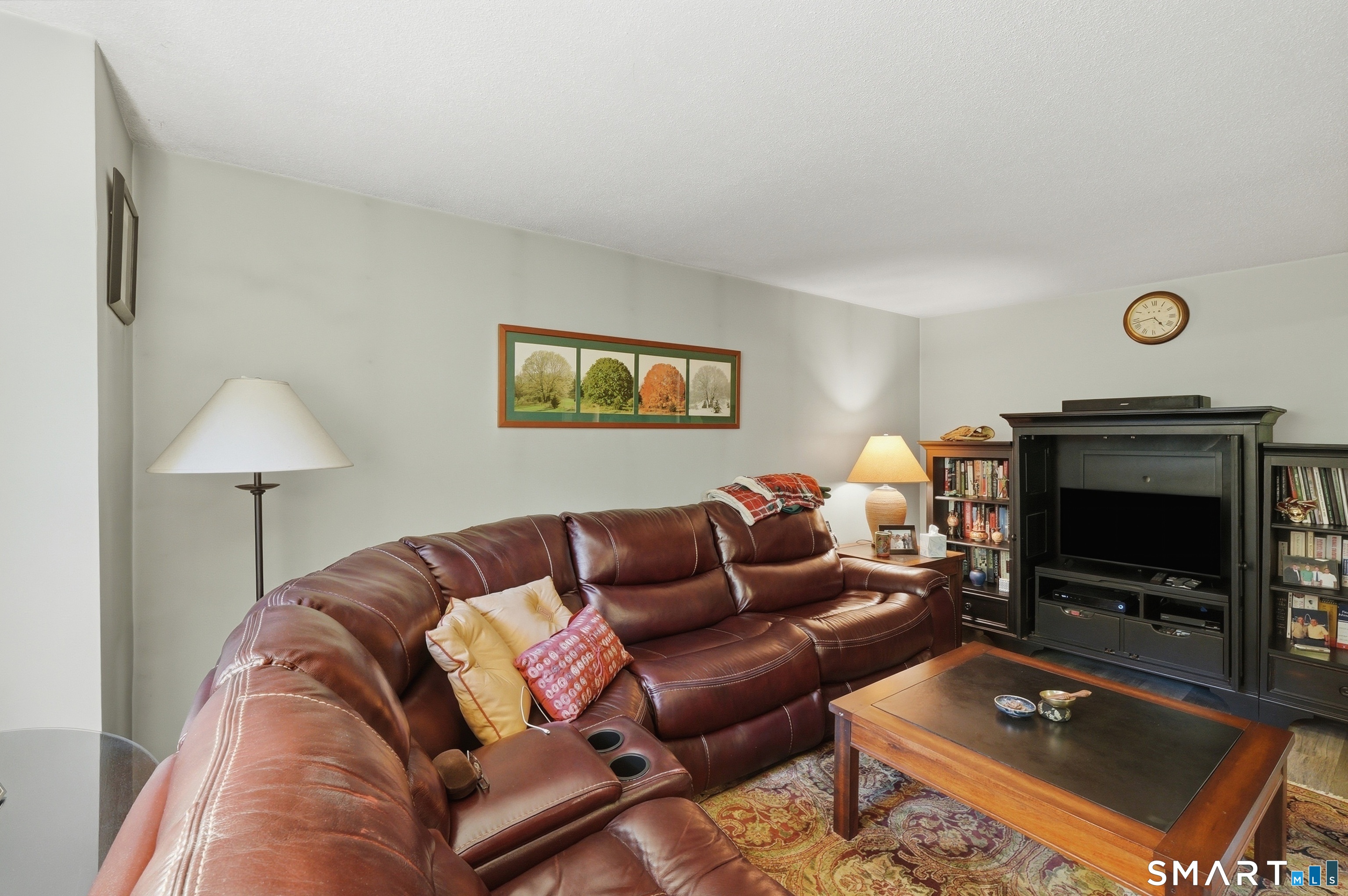 22 Main St Extension Simsbury CT 06081