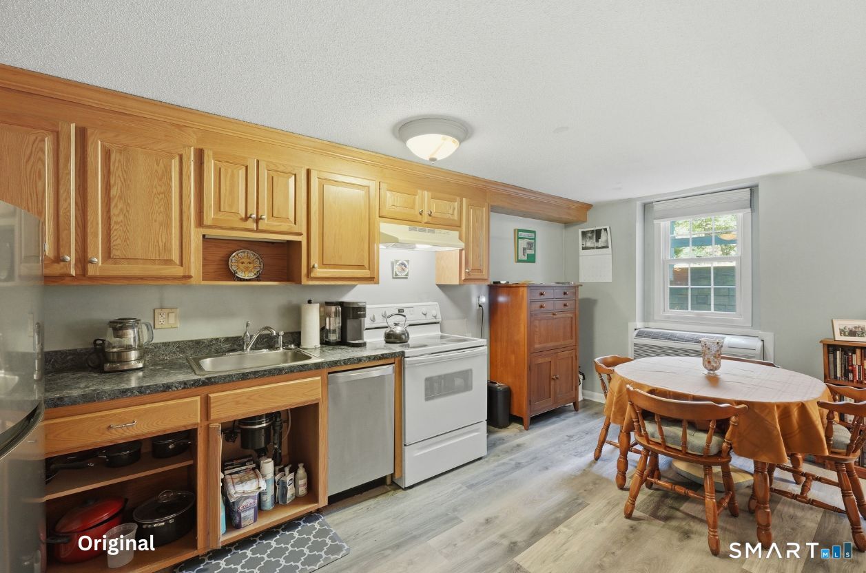 22 Main St Extension Simsbury CT 06081