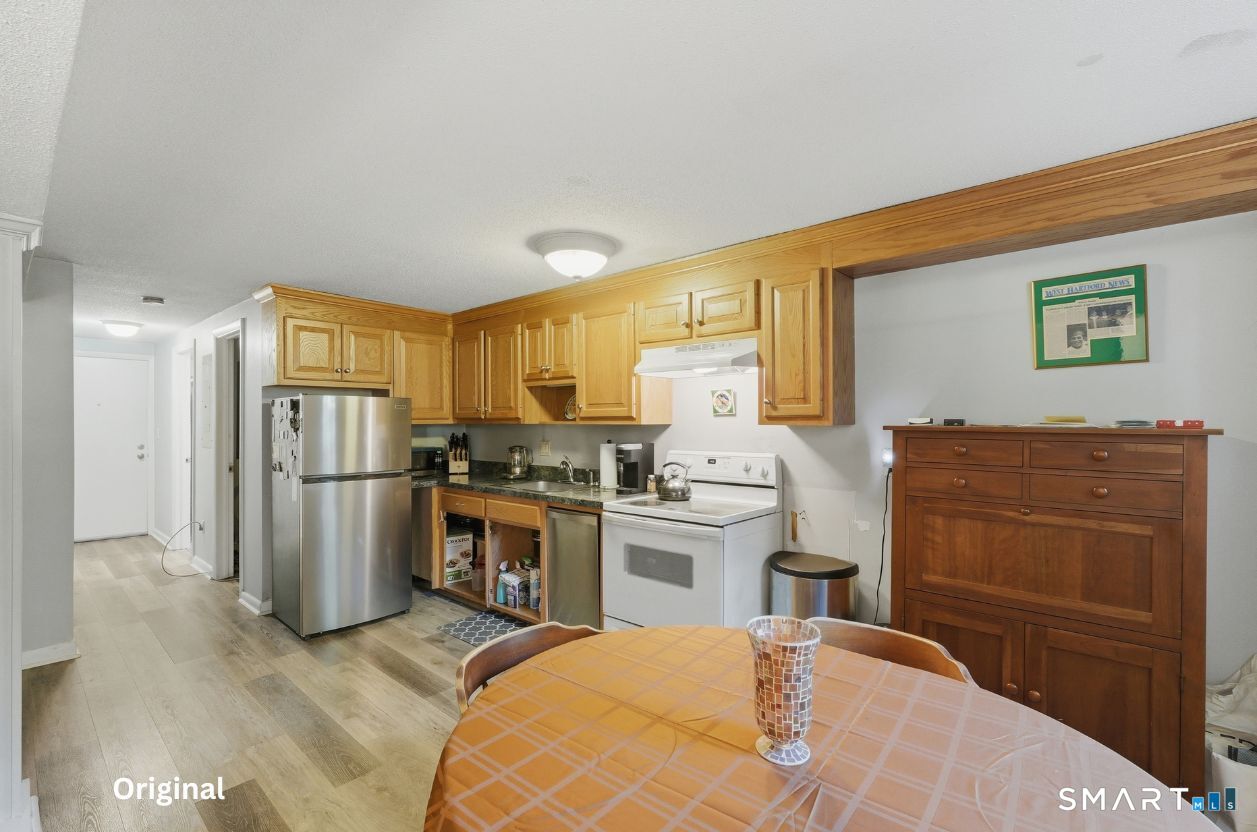 22 Main St Extension Simsbury CT 06081