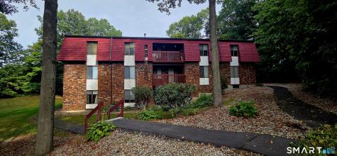 10 Woodsedge Drive Newington CT 06111