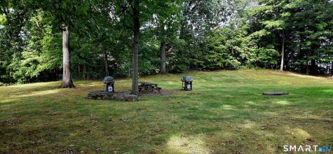 10 Woodsedge Drive Newington CT 06111