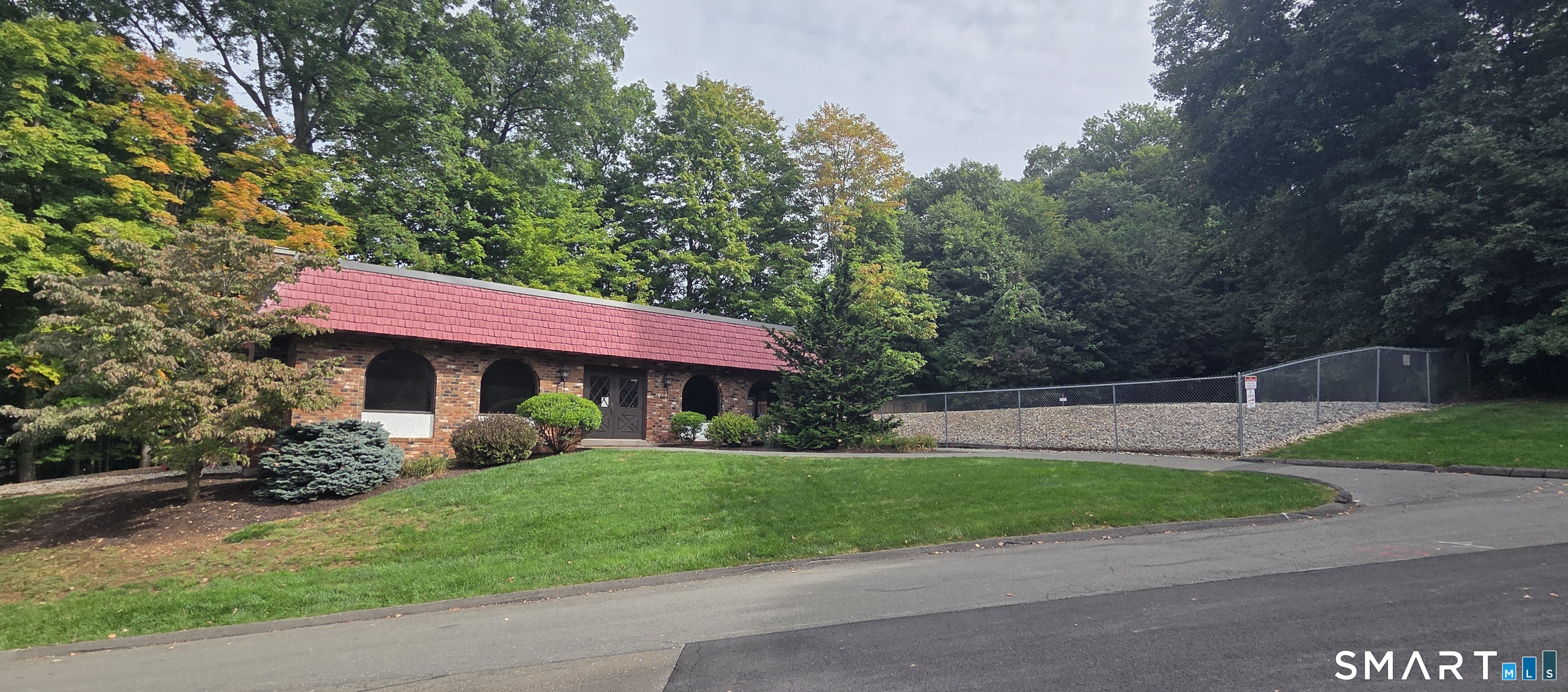 10 Woodsedge Drive Newington CT 06111