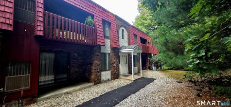 10 Woodsedge Drive Newington CT 06111