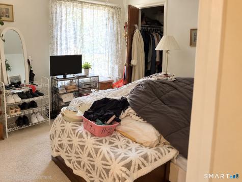 10 Woodsedge Drive Newington CT 06111