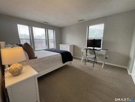 3208 Whitney Avenue Hamden CT 06518