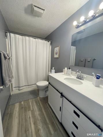 3208 Whitney Avenue Hamden CT 06518