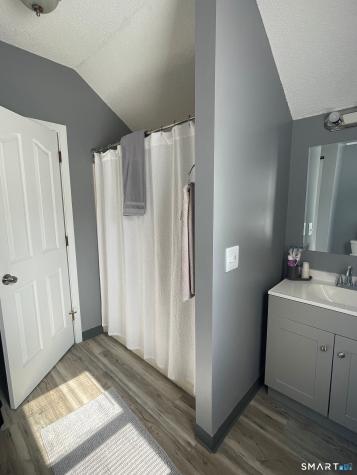 3208 Whitney Avenue Hamden CT 06518
