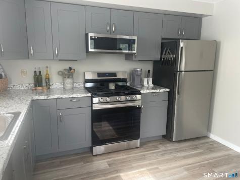 3208 Whitney Avenue Hamden CT 06518