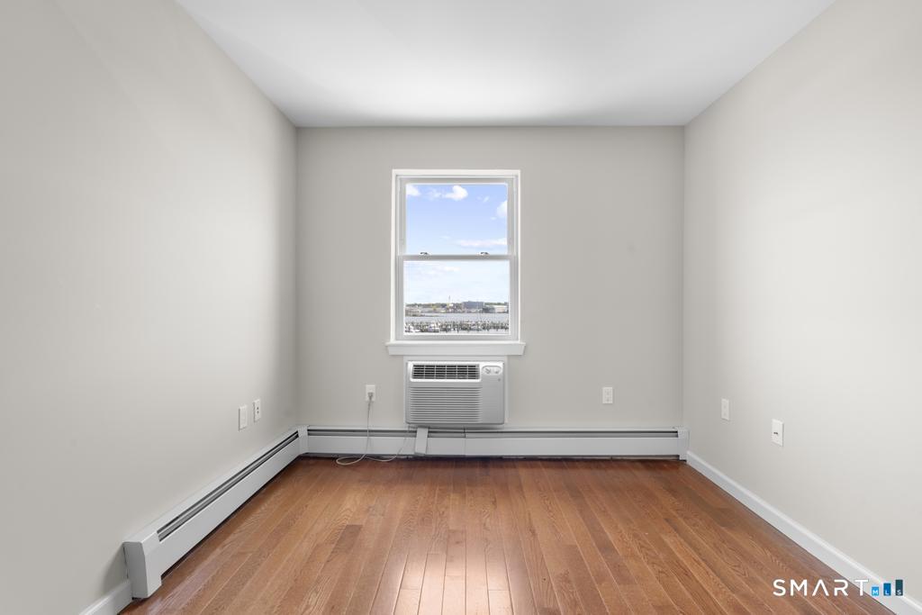 184 Pequot Avenue New London CT 06320