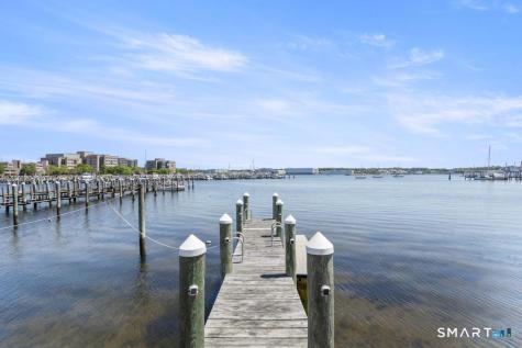 184 Pequot Avenue New London CT 06320
