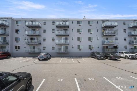 184 Pequot Avenue New London CT 06320
