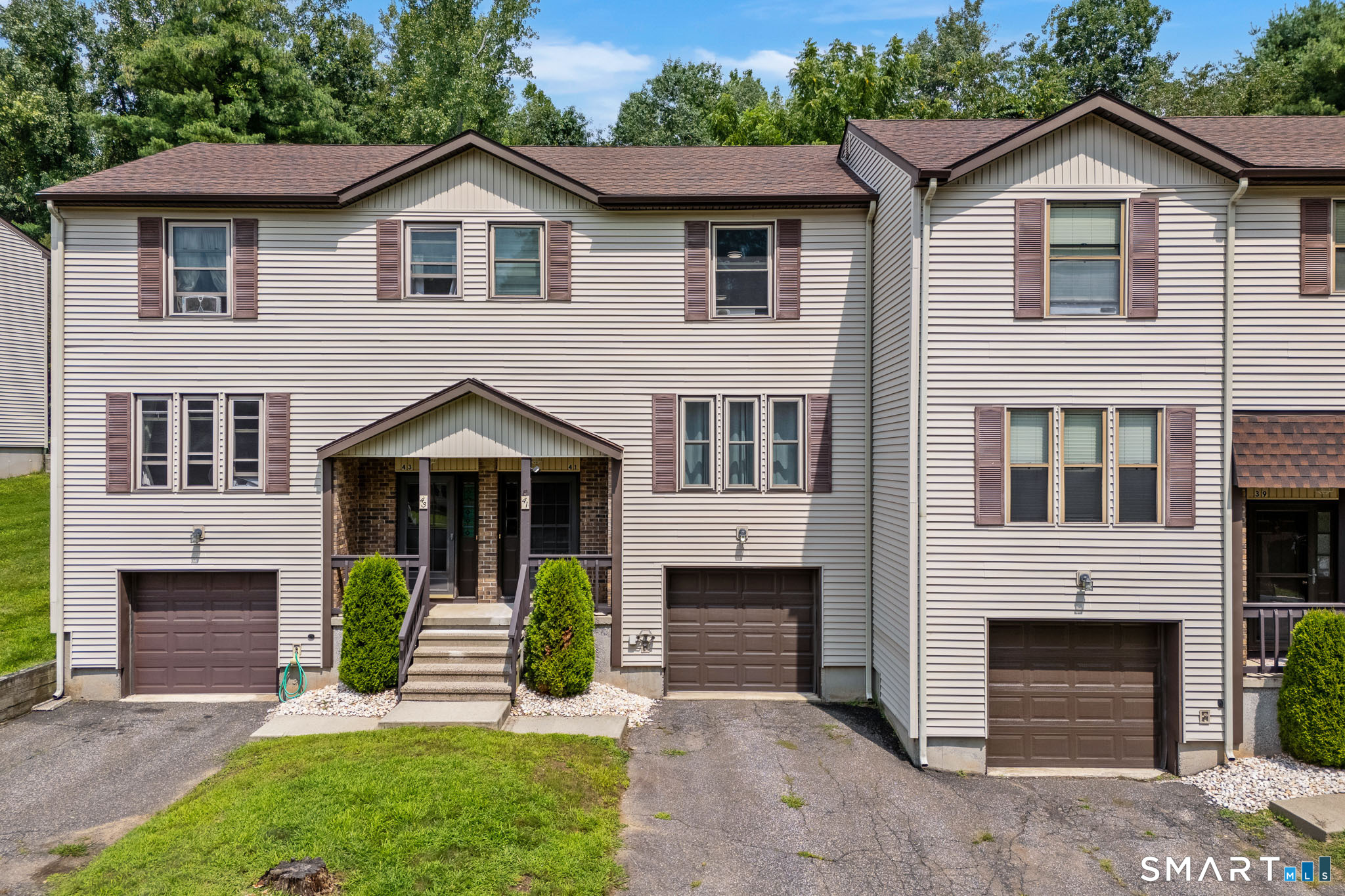 41 Country Hill Road Naugatuck CT 06770