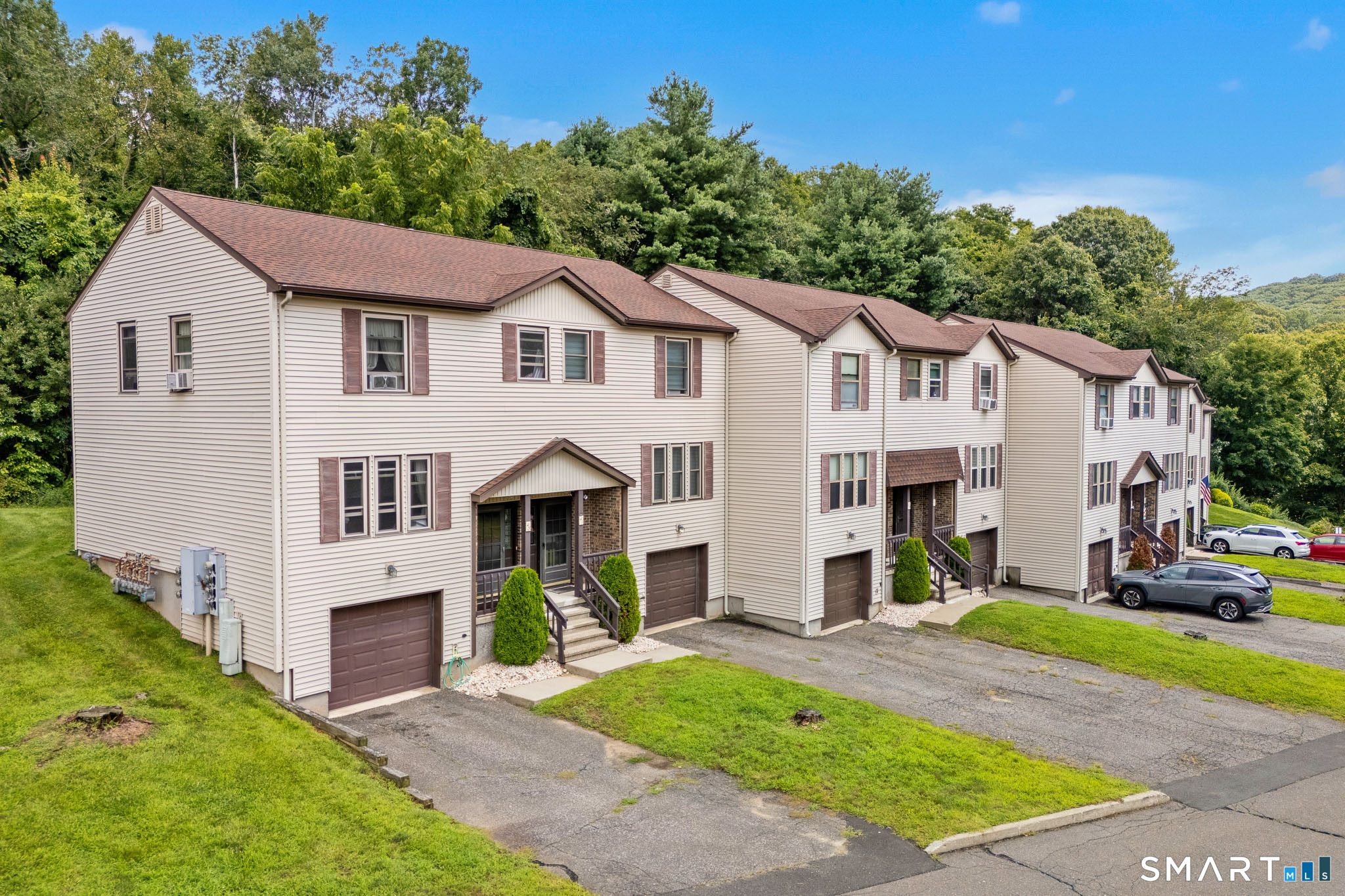 41 Country Hill Road Naugatuck CT 06770