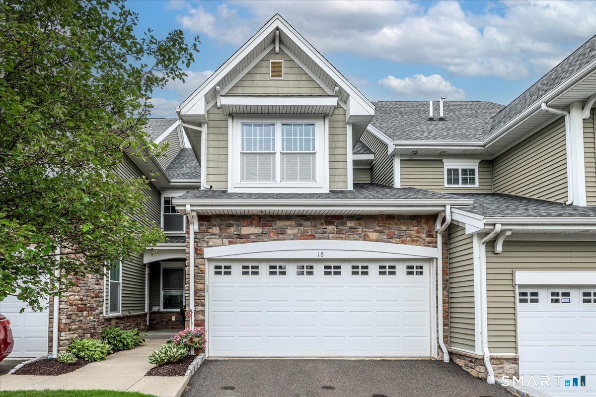 18 Lawrence Avenue Danbury CT 06810